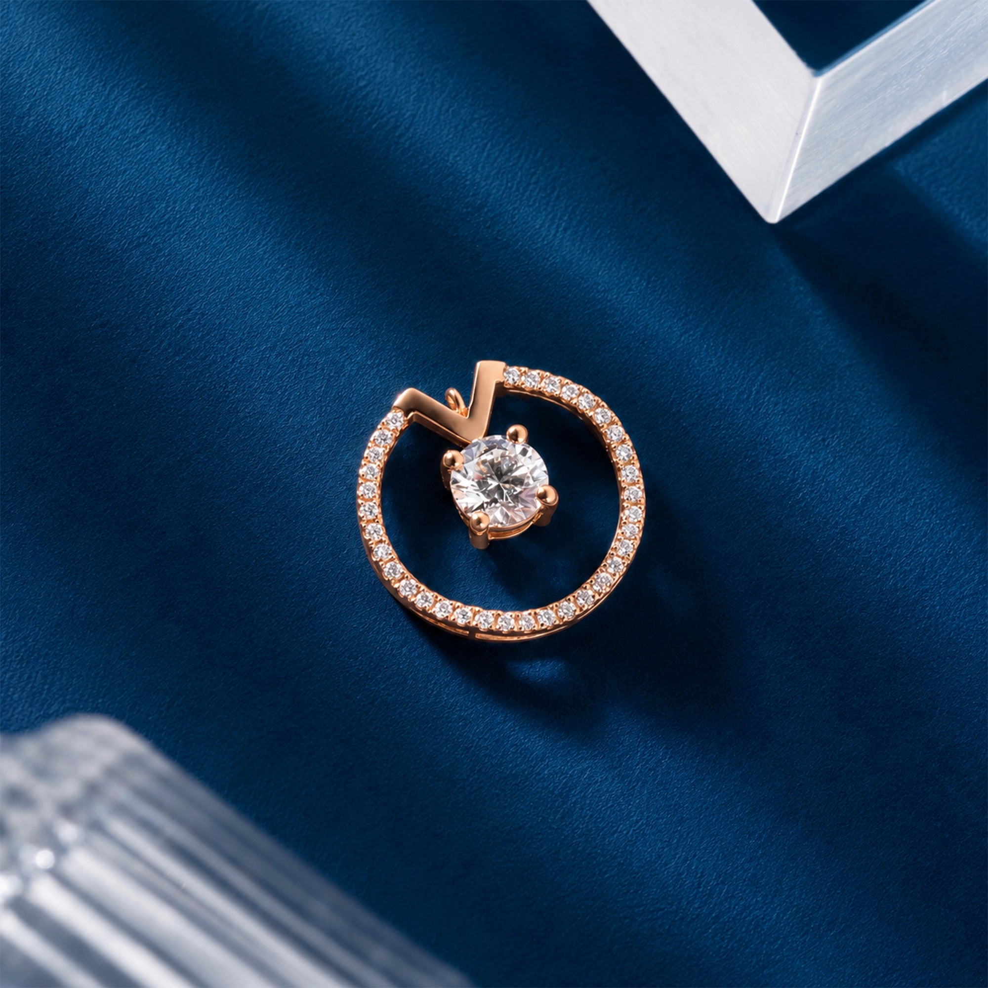Round Cut Open Circle Pendant