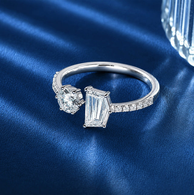 Emerald Cut Toi et Moi Open Pavé Ring