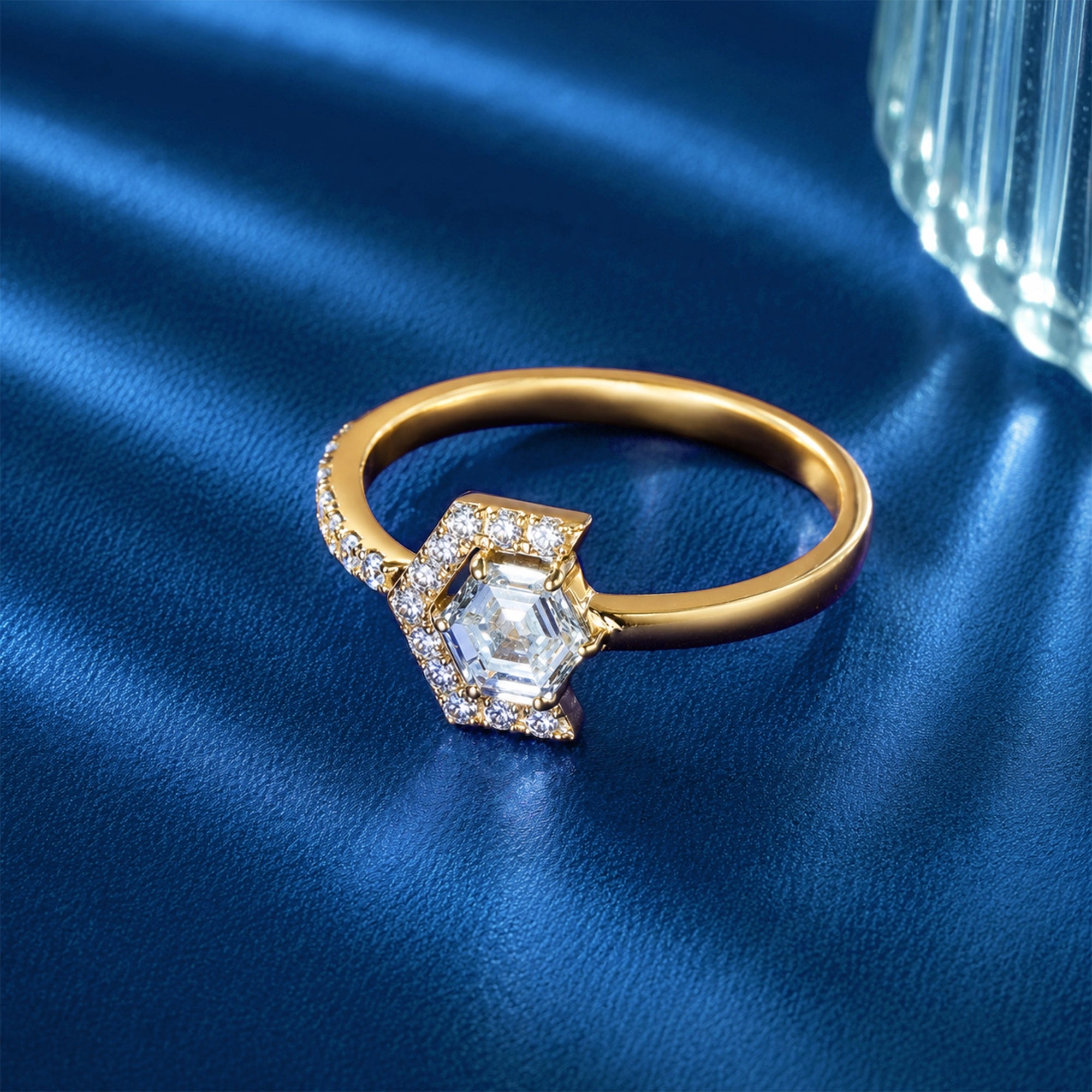 Hexagonal Cut Geometric Halo Pavé Ring